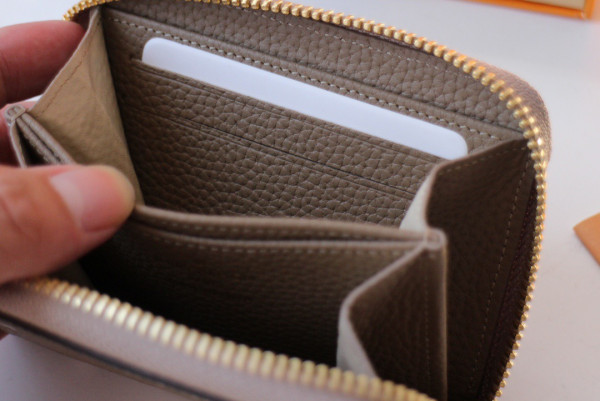 l0*is V*t0n zippy coin purse