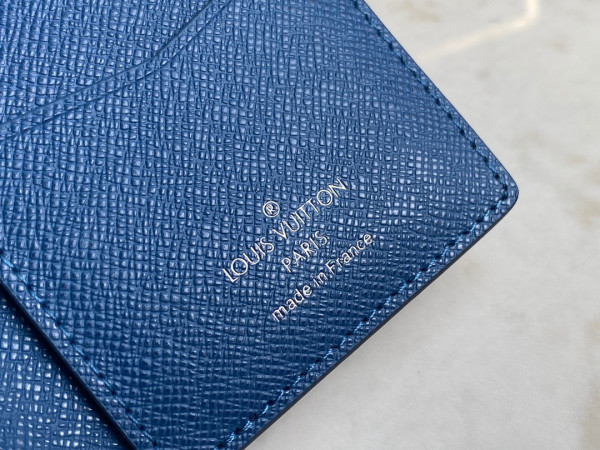 l0*is V*t0n pocket organizer