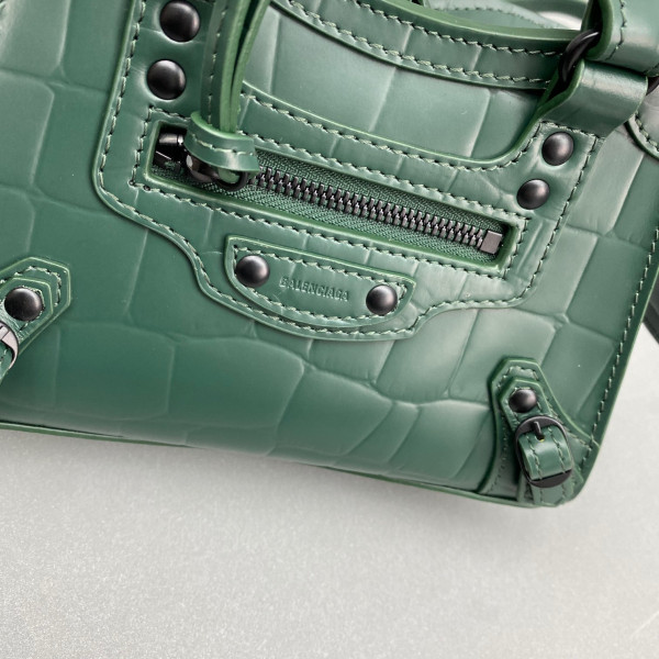 Ba*len*cia*ga neo classic nano top handle bag