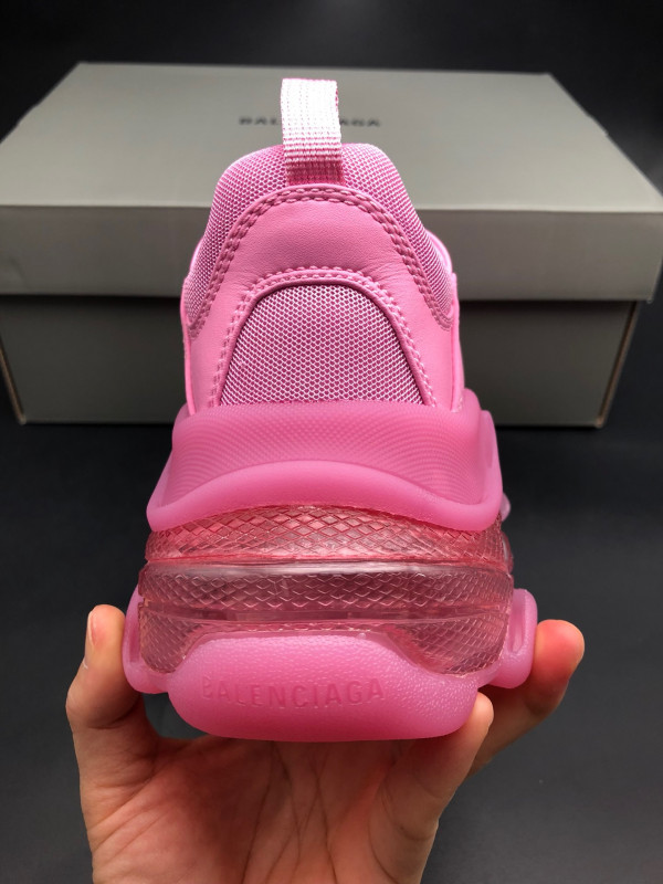 Ba*len*cia*ga triple s