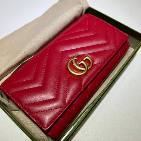 G*u*i gg marmont wallet