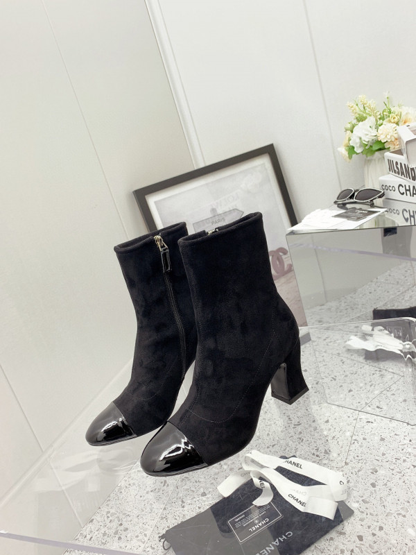 CL ANKLE BOOTS