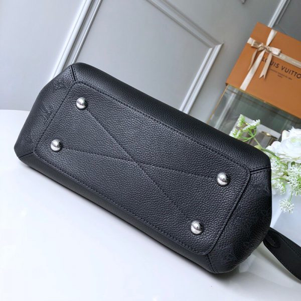 l0*is V*t0n haumea bag