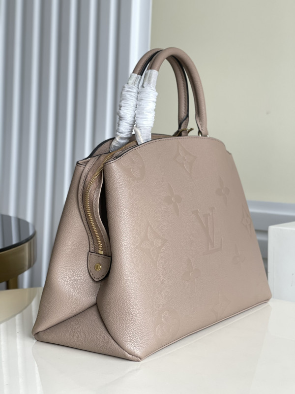 l0*is V*t0n grand palais