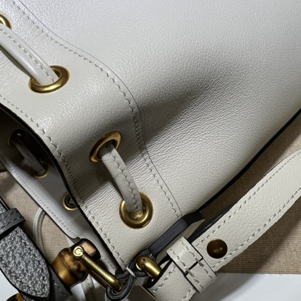 G*u*i diana mini bucket bag