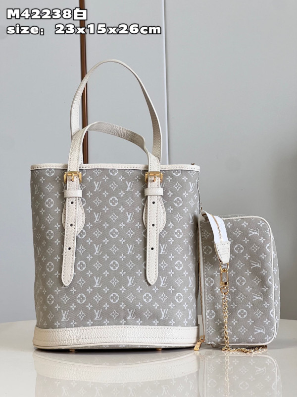 l0*is V*t0n nano bucket