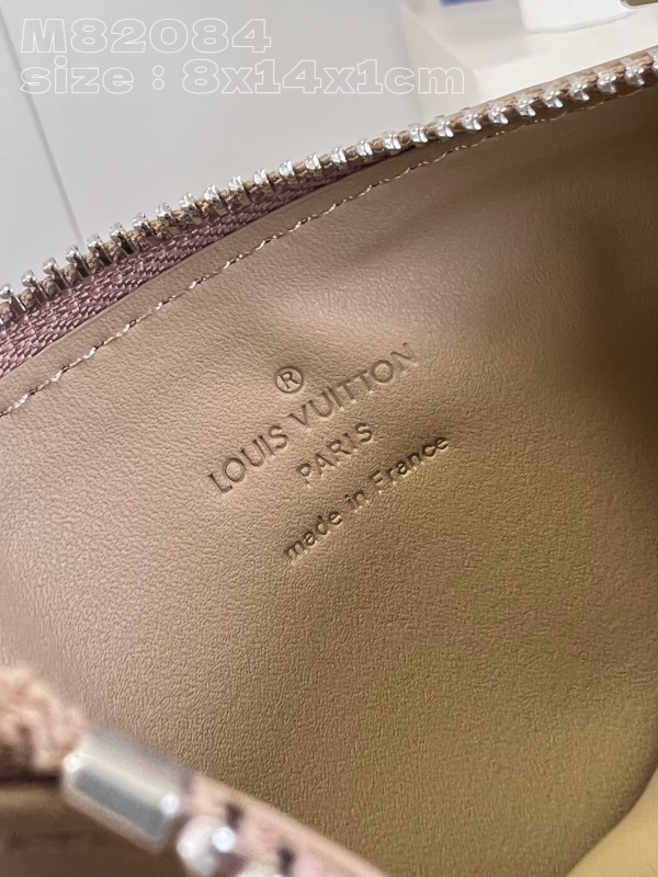 l0*is V*t0n coin card holder