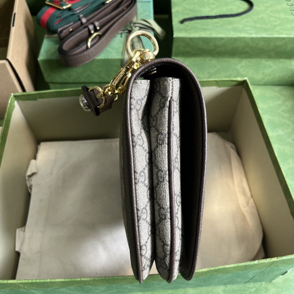 G*u*i blondie medium shoulder bag