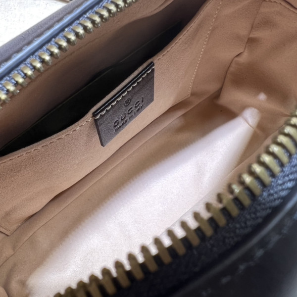 G*u*i gg marmont small shoulder bag